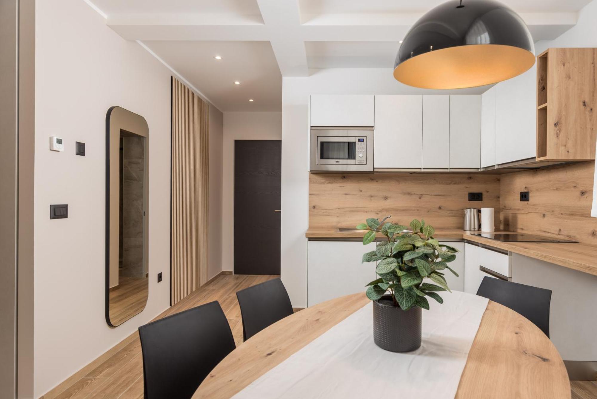 Belinda Apartments With Balcony & Private Parking 오파티아 외부 사진