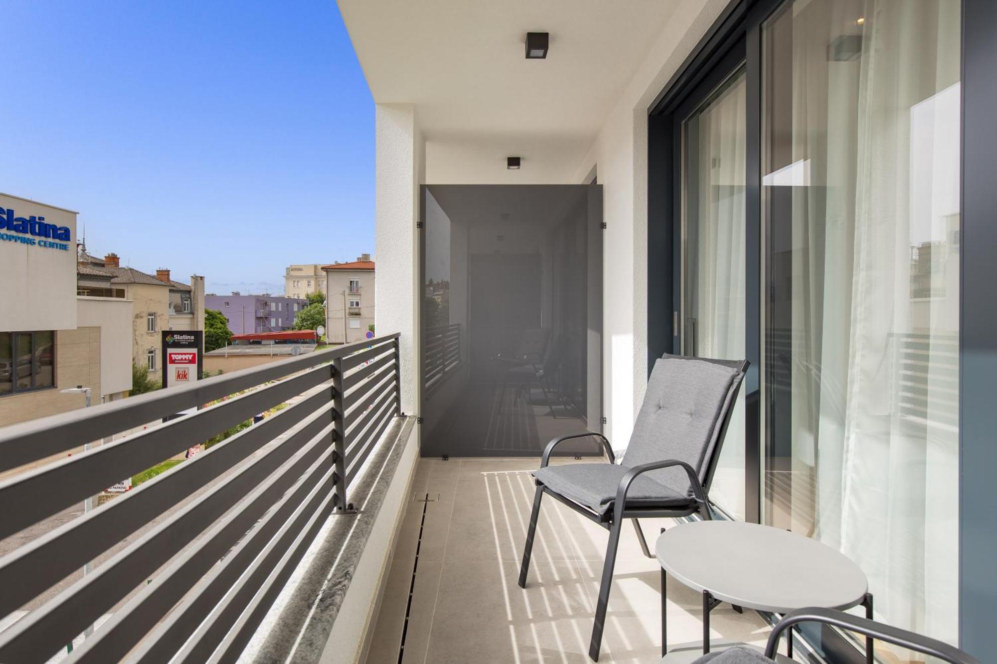 Belinda Apartments With Balcony & Private Parking 오파티아 외부 사진