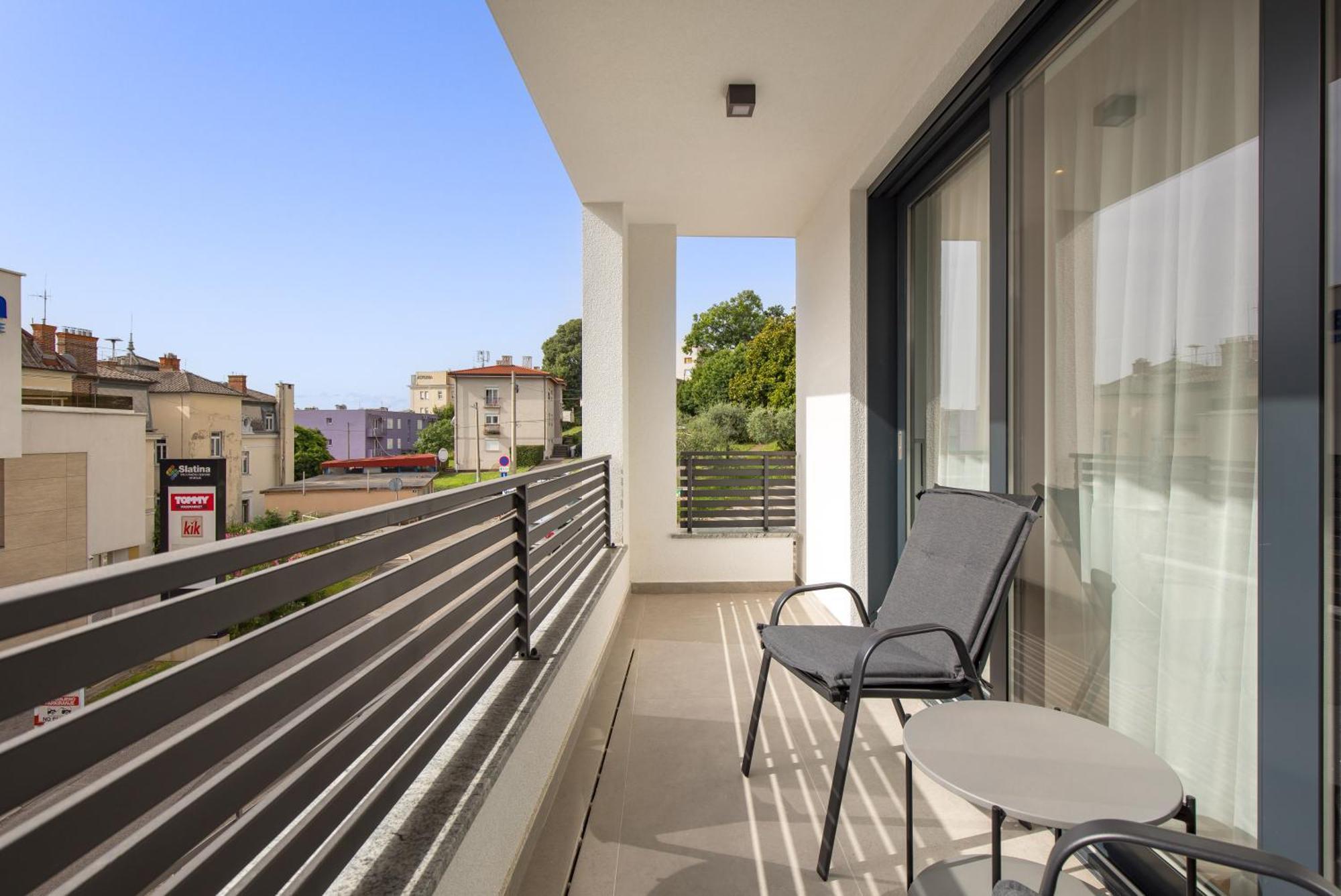 Belinda Apartments With Balcony & Private Parking 오파티아 외부 사진