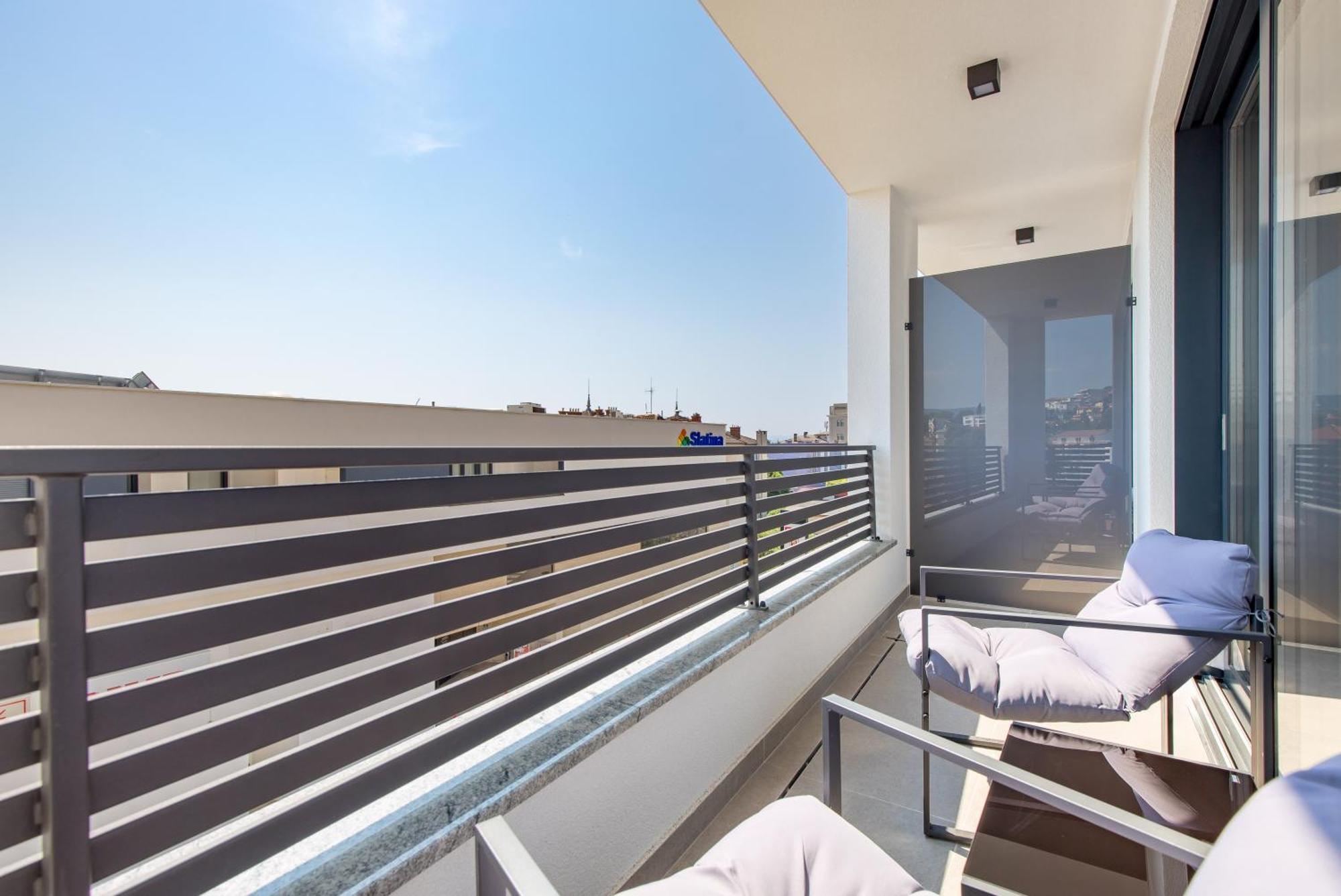 Belinda Apartments With Balcony & Private Parking 오파티아 외부 사진